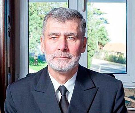 Almirante Gouveia e Melo e Macron…Dupond e Dupond?