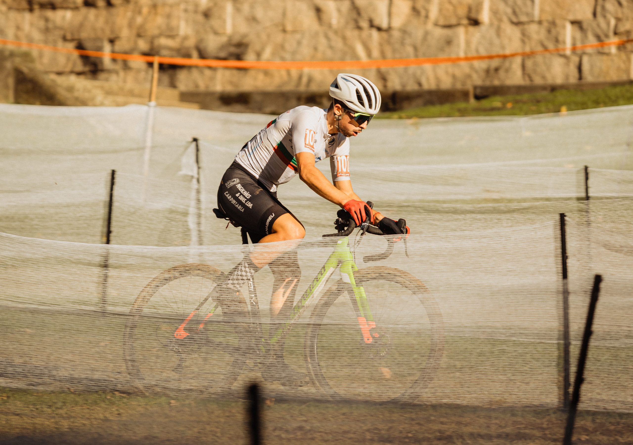 Cinco portugueses alinham no Campeonato da Europa de Ciclocrosse » Ciclismo + TV