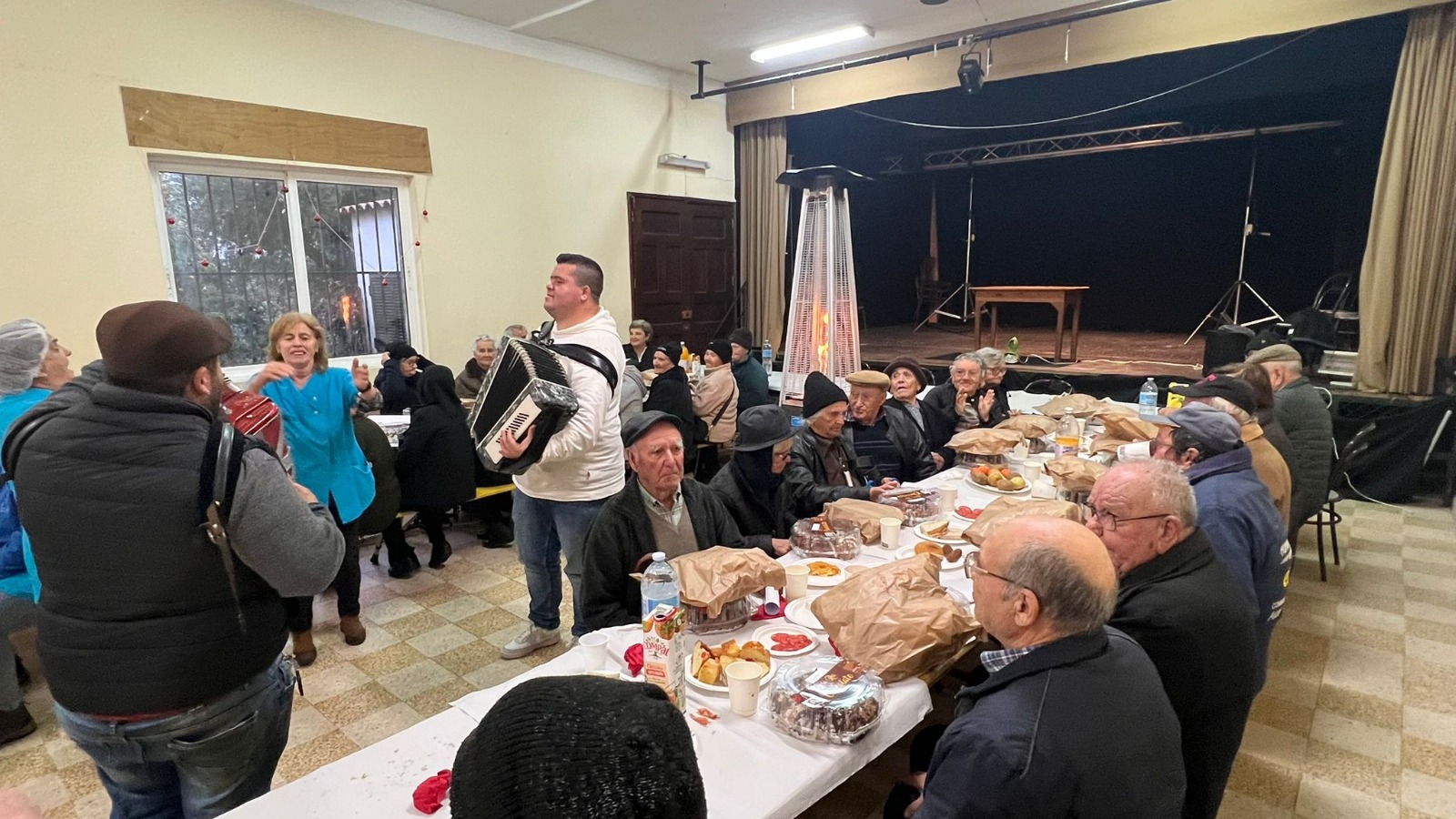 Câmara representada em almoços de Natal de IPSS’s do concelho

A Câmara Municipa…