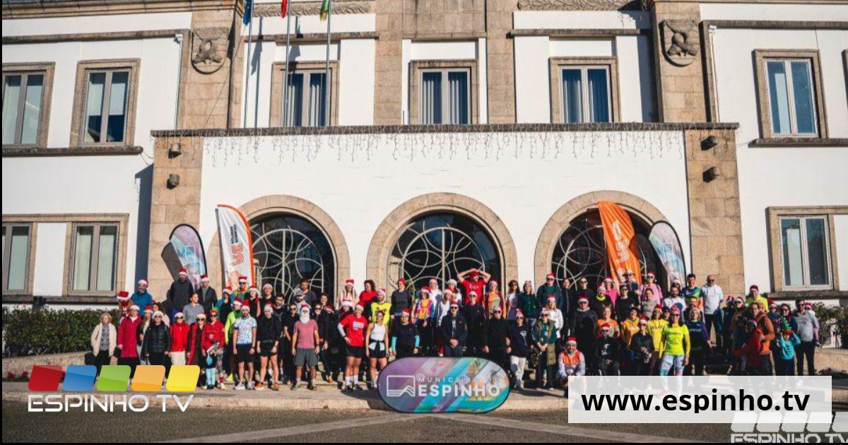 Uma maré vermelha na caminhada do Pai Natal