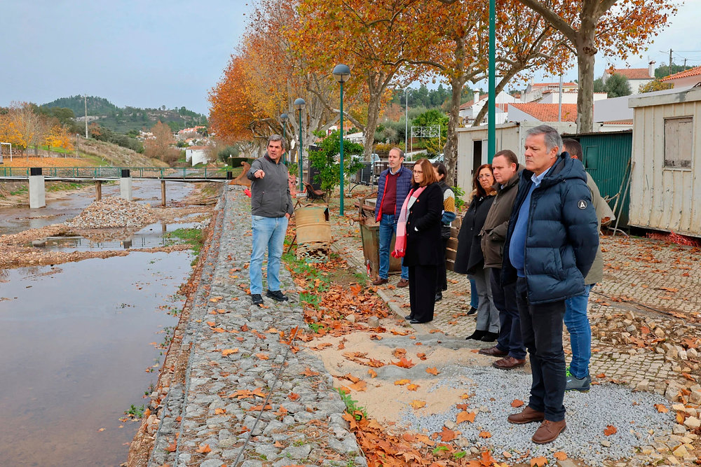 Executivo visitou obras a decorrer no concelho