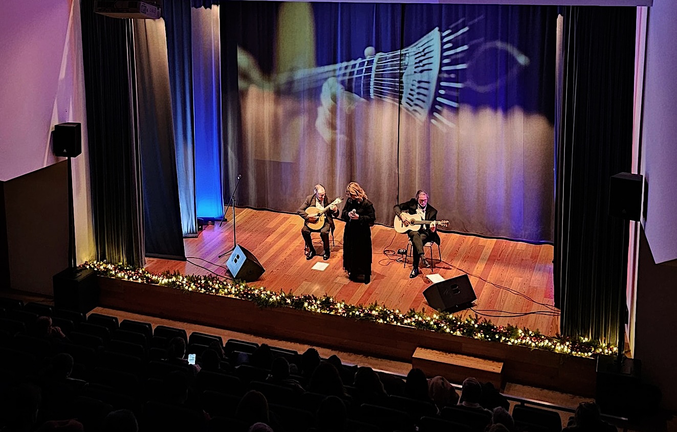 Auditório Municipal de Resende recebeu Noite de Fado integrada na programação natalícia