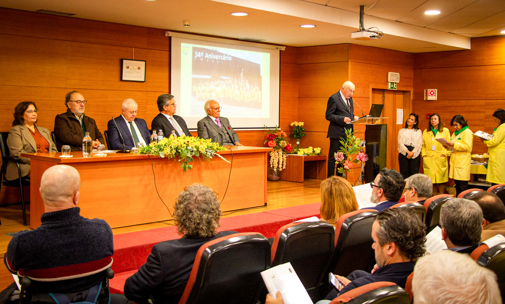 Liga dos Amigos do Hospital Padre Américo assinala 34.º aniversário com tomada de posse e distinção de voluntários