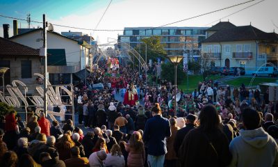 Parada de Natal levou música e fantasia às ruas de Lousada
