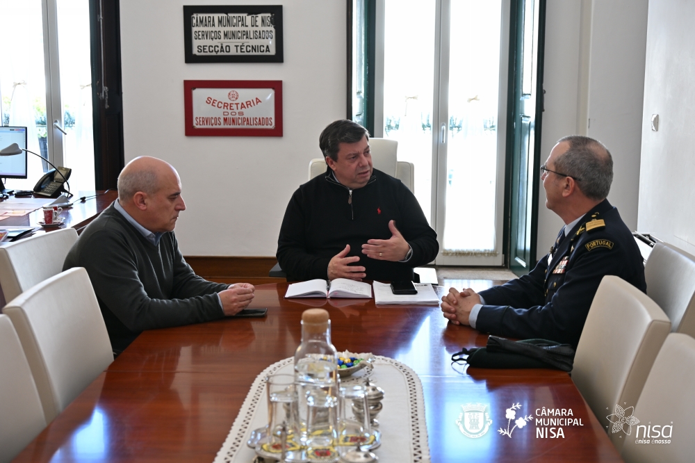 𝐂𝐨𝐦𝐚𝐧𝐝𝐚𝐧𝐭𝐞 𝐝𝐨 𝐂𝐨𝐦𝐚𝐧𝐝𝐨 𝐓𝐞𝐫𝐫𝐢𝐭𝐨𝐫𝐢𝐚𝐥 𝐝𝐞 𝐏𝐨𝐫𝐭𝐚𝐥𝐞𝐠𝐫𝐞 𝐚𝐩𝐫𝐞𝐬𝐞𝐧𝐭𝐚 𝐜𝐮𝐦𝐩𝐫𝐢𝐦𝐞𝐧𝐭𝐨𝐬

O Comand…