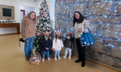 As crianças da Creche ‘Piratas das Areias’ visitaram o Lar da Casa do Povo de S…