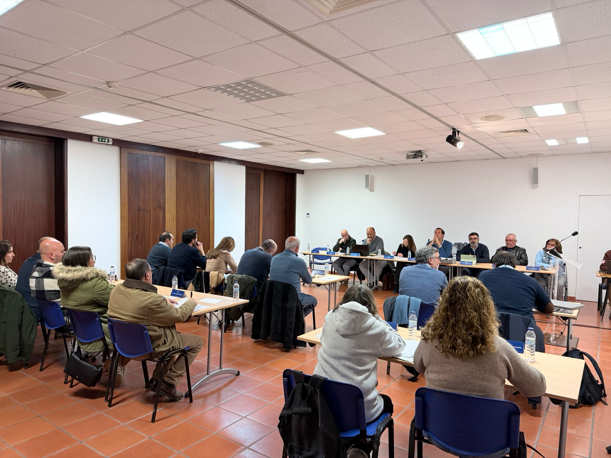 Assembleia Municipal de Alvito aprova Orçamento Municipal para 2026 no valor de …