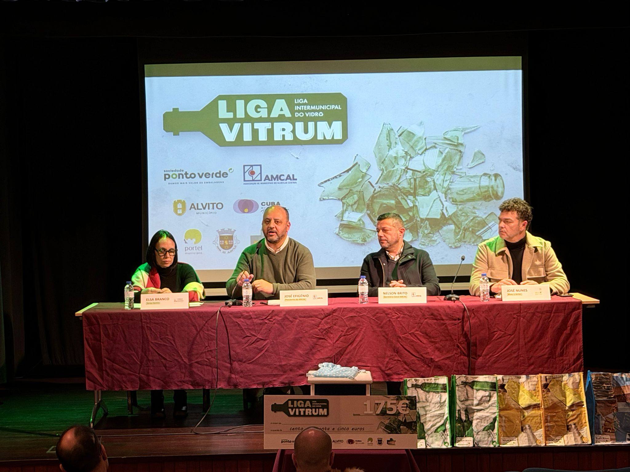 Liga Vitrum encerra com sucesso em Alvito 

O Auditório do Centro Cultural Raul…