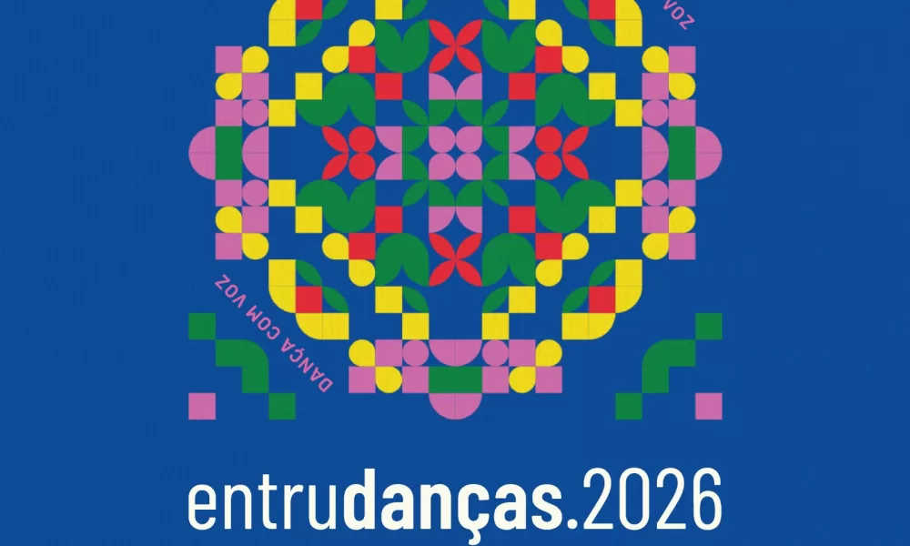 Entrudanças une gerações em Entradas através de projeto artístico comunitário