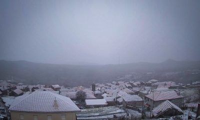 Aldeia da Gralheira em Cinfães coberta de neve na manhã de sexta-feira