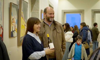 Artista Márcia conduz visita guiada à sua exposição no Mosteiro de Ancede