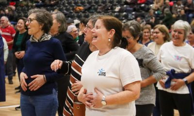 Mais de 400 seniores participam em Aula de Yoga do Riso no Multiusos de Paredes