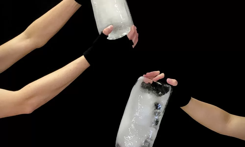 CARTAZ → PERFORMANCE → PORTO

MELT IN SIGHT é uma performance de Tabea Sandmann …