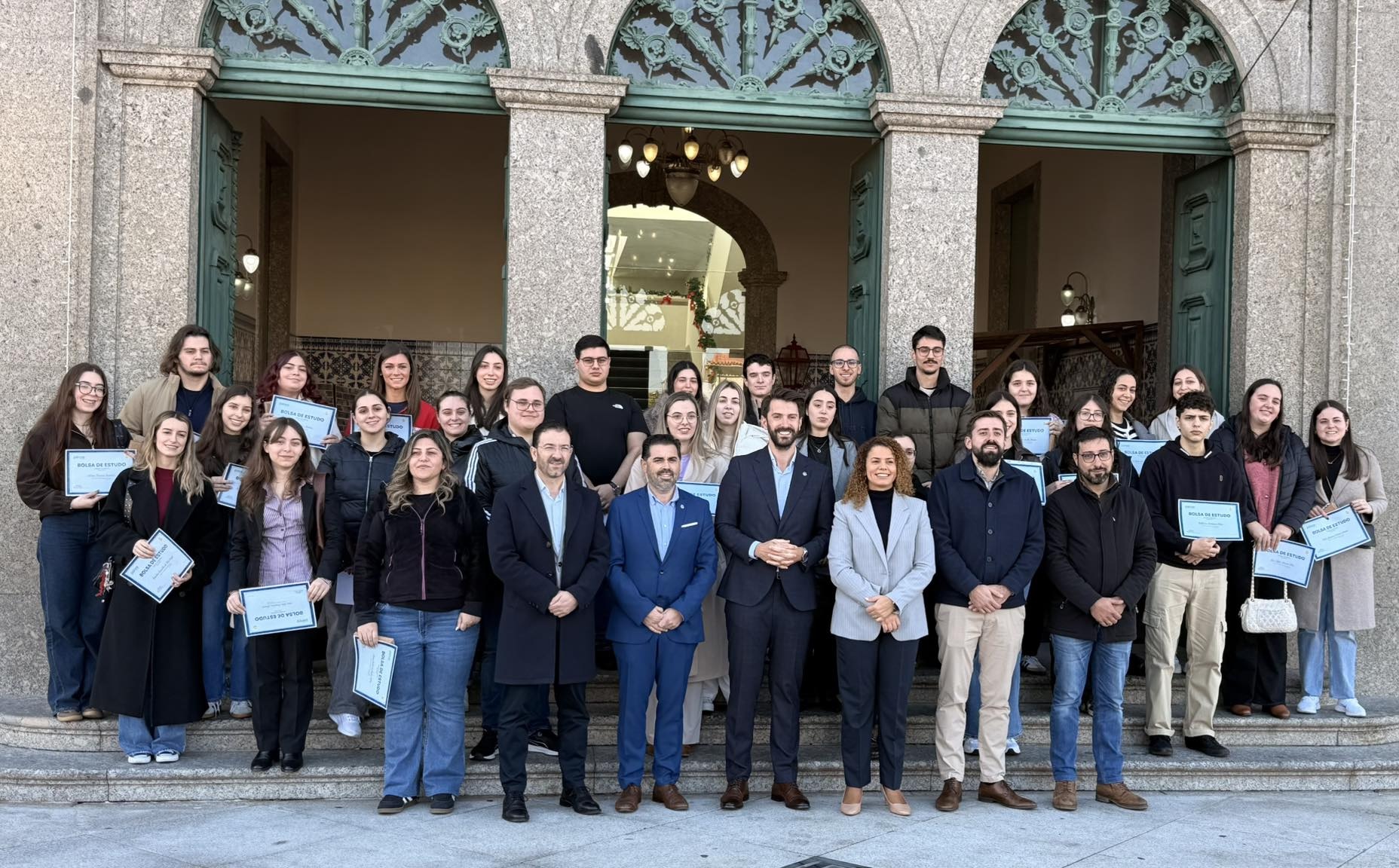 Castelo de Paiva atribuiu bolsas de estudo a 33 estudantes do ensino superior