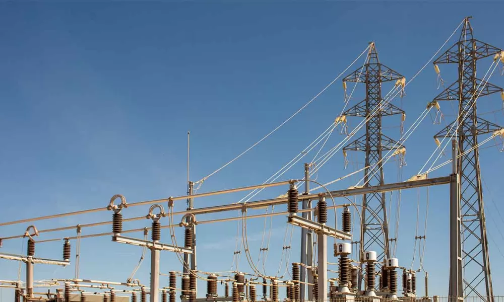 Apagão no Centro e Alto Alentejo: Mais de 400 mil clientes sem luz após passagem da Kristin