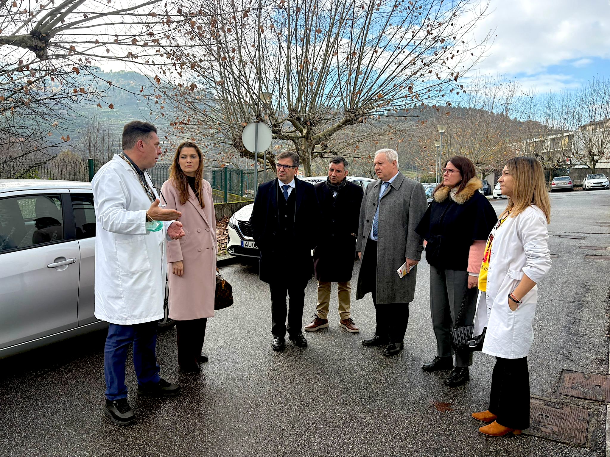 Executivo de Resende analisa situação e futuro dos cuidados de saúde com administração da ULS do Tâmega e Sousa