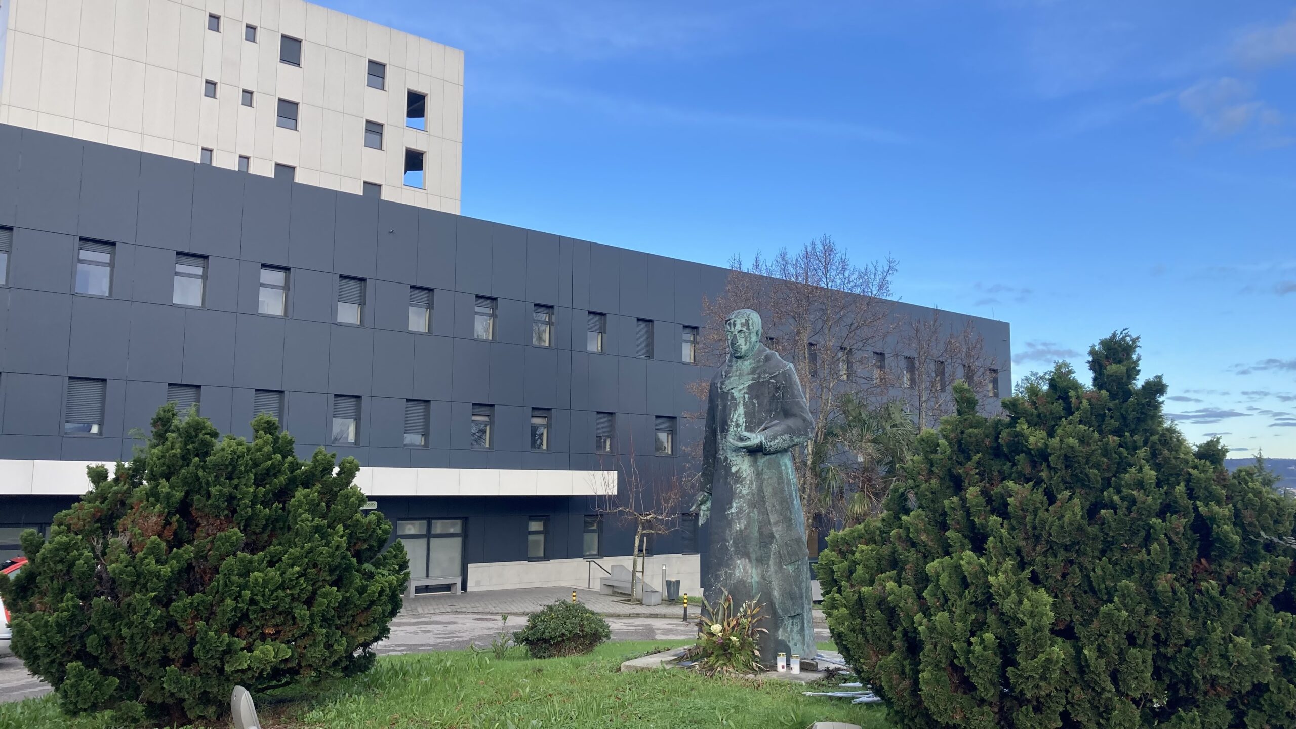 Governo anuncia acordos com privados para 200 camas no Hospital Padre Américo de Penafiel