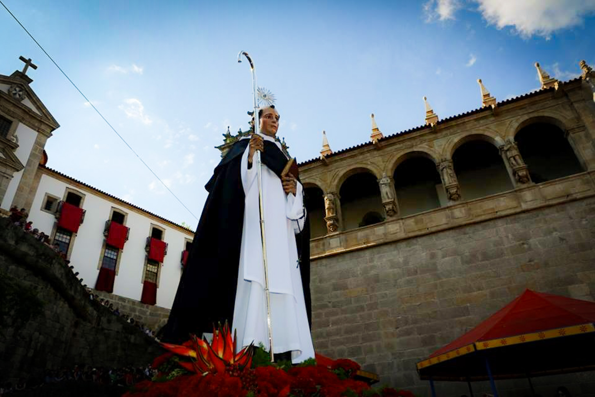 Amarante celebra São Gonçalo com romaria, figos e fogo de artifício