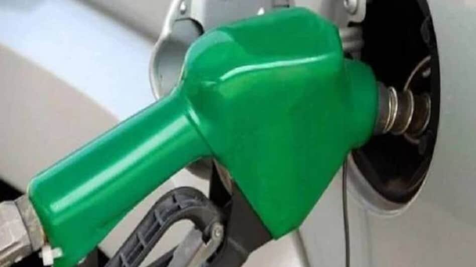 Preços dos combustíveis descem na segunda-feira: Saiba onde encontrar os postos mais baratos na região