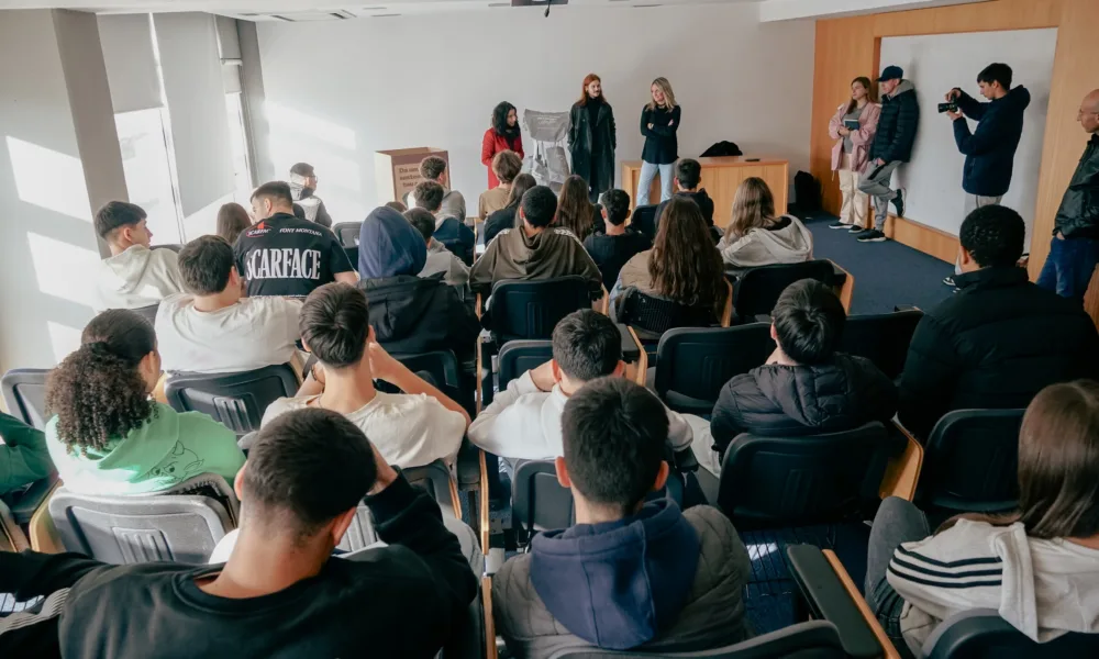 Laboratório da Paisagem promove ação de sensibilização sobre reciclagem de resíduos têxteis