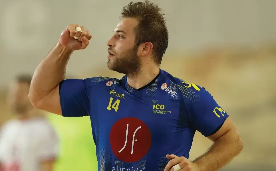 Pesar pelo falecimento de Paulo Abreu, atleta no Xico Andebol