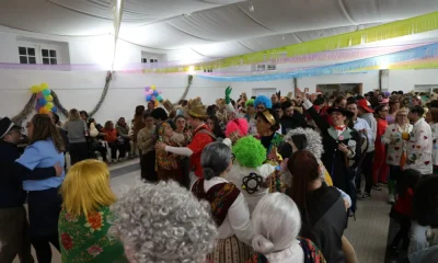 Campo Maior: Baile de Máscaras enche Centro Comunitário de música e cor