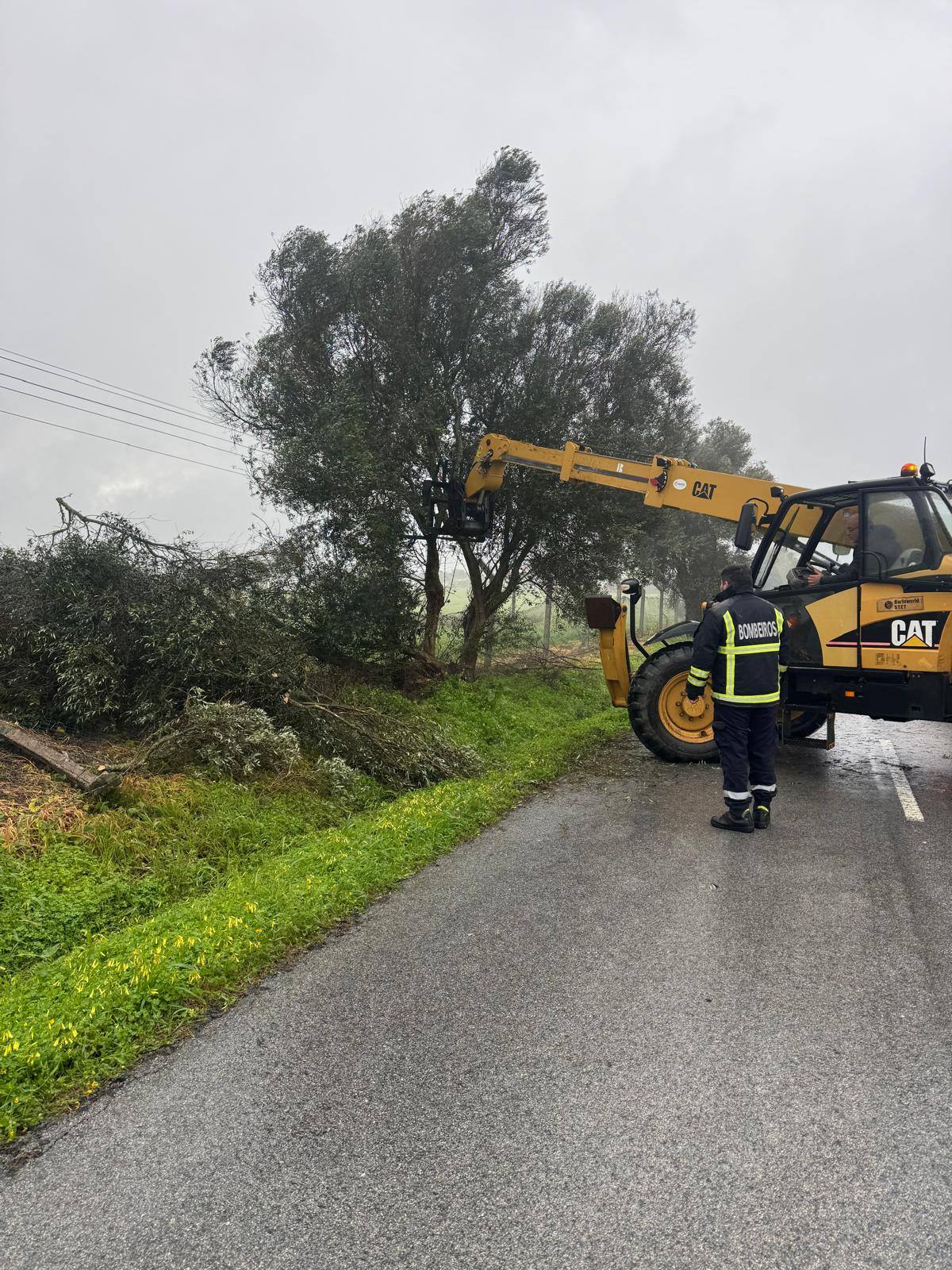 Proteção Civil Municipal – Um dia exigente ao serviço da população.O dia de h…