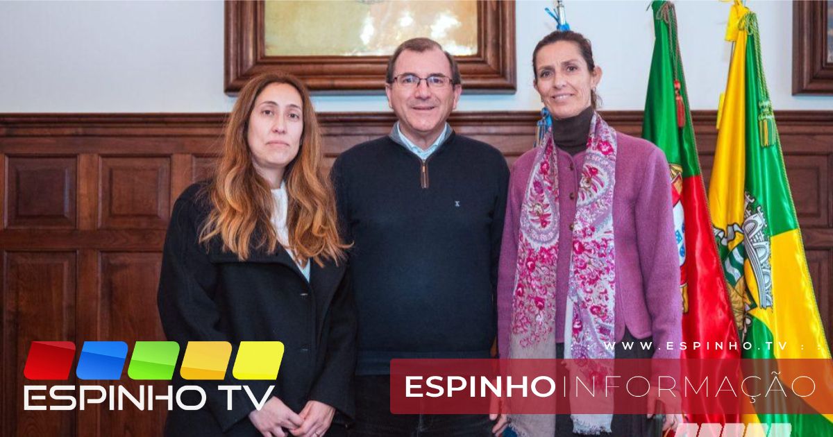 Assinatura do Auto de Consignação da obra de reabilitação do Complexo Habitacional da Quinta de Paramos