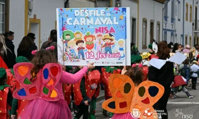 Nisa celebra o Entrudo: Desfile escolar espalha magia e cor pelas ruas da vila