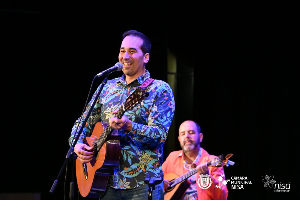 𝐄𝐬𝐩𝐞𝐭𝐚́𝐜𝐮𝐥𝐨 𝐜𝐨𝐦 𝐄𝐦𝐚𝐧𝐮𝐞𝐥 𝐌𝐨𝐮𝐫𝐚 𝐧𝐨 𝐂𝐢𝐧𝐞-𝐓𝐞𝐚𝐭𝐫𝐨 𝐝𝐞 𝐍𝐢𝐬𝐚

Esta noite, sábado, 14 de …