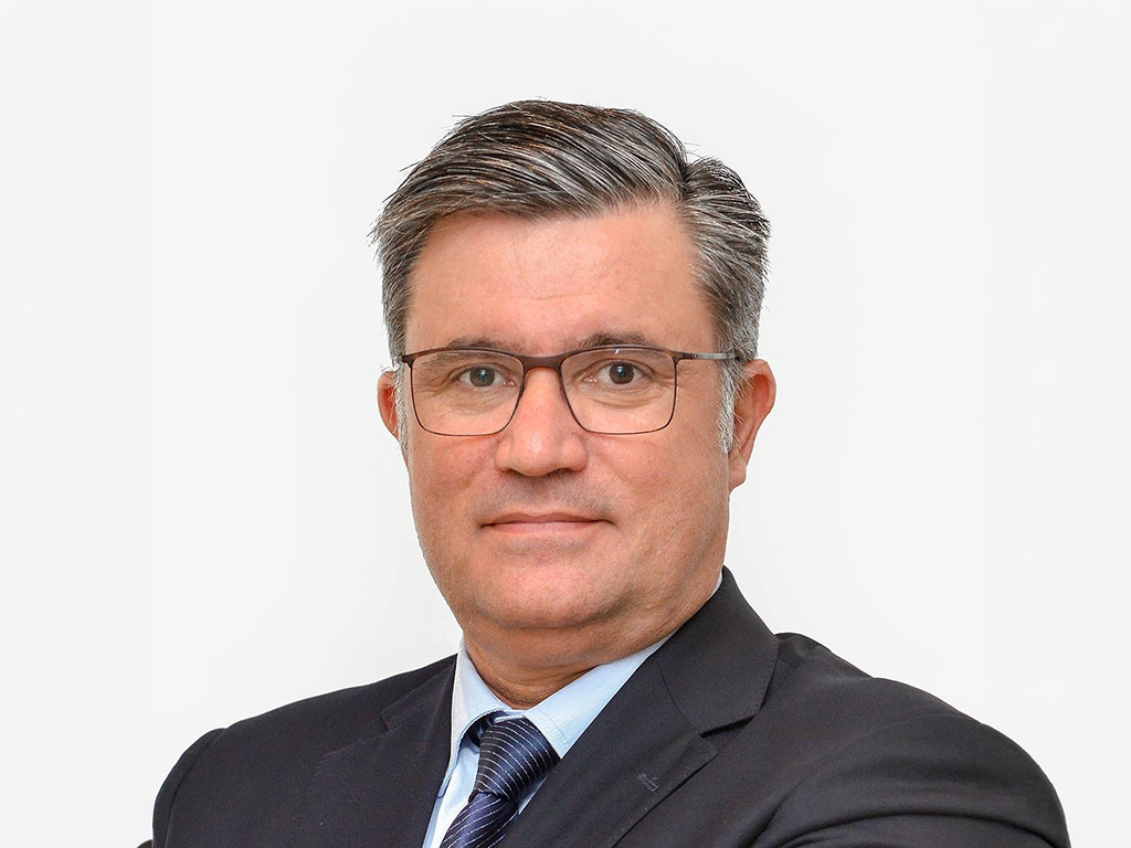 Álvaro Santos toma posse como presidente da CCDR NORTE em cerimónia em Évora com primeiro-ministro