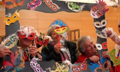 Baile de máscaras inspirado em Veneza animou Ateliês Seniores de Resende no Carnaval