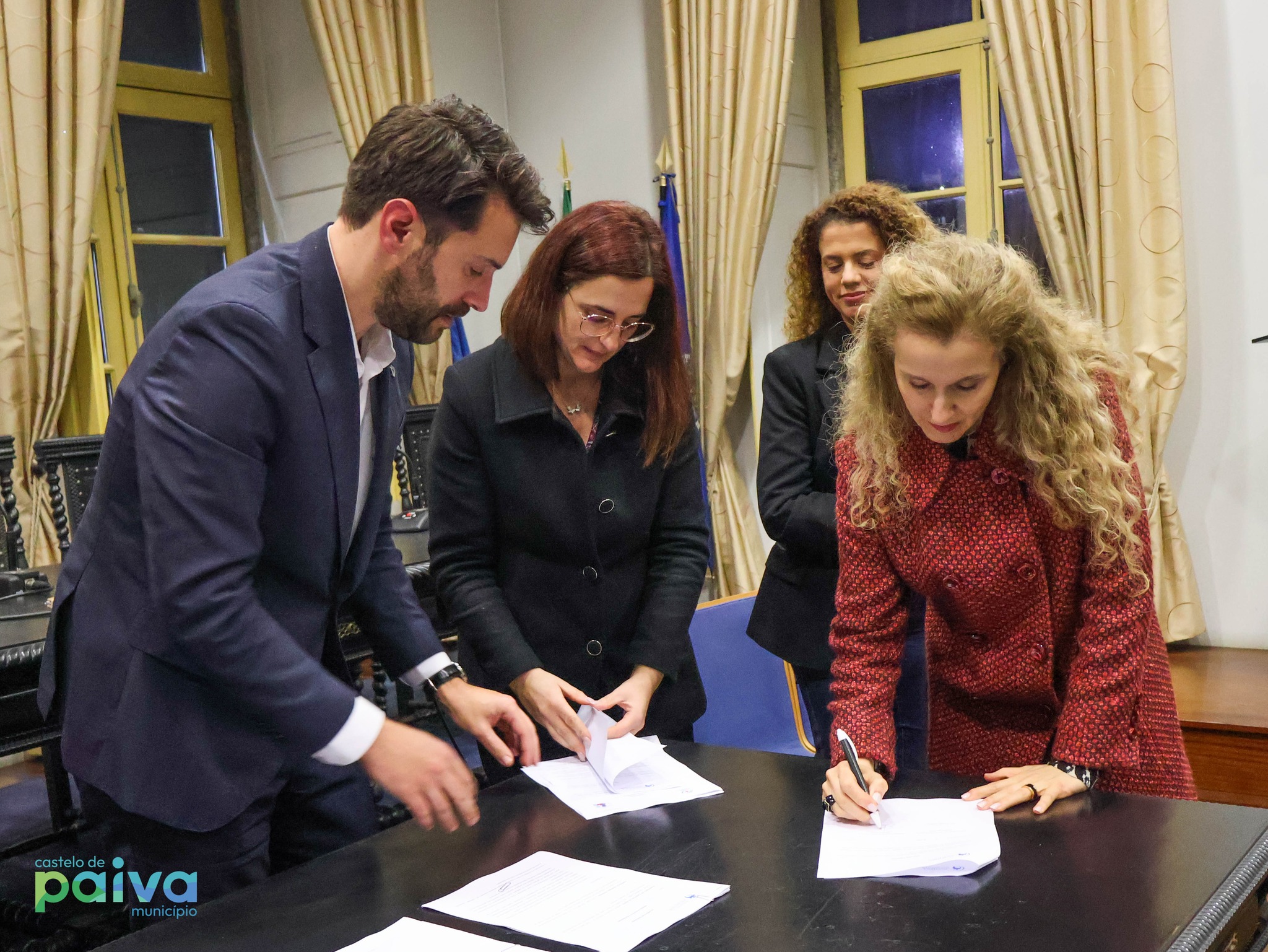Castelo de Paiva assina protocolos para Cheque Farmácia e Incentivo à Natalidade com investimento de 115 mil euros