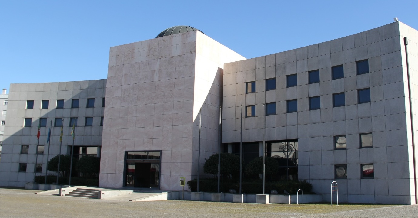 Paços de Ferreira aprova contas de 2025 com saldo positivo de 2,9 milhões de euros e taxa de execução superior a 80%