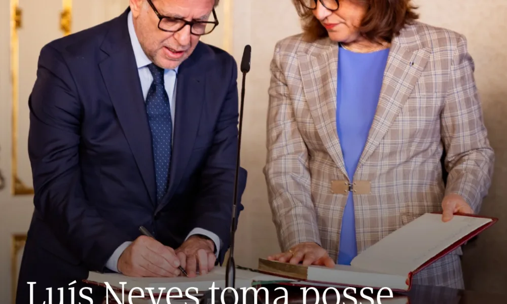 Luís Neves tomou hoje posse como ministro da Administração Interna, numa cerimón…