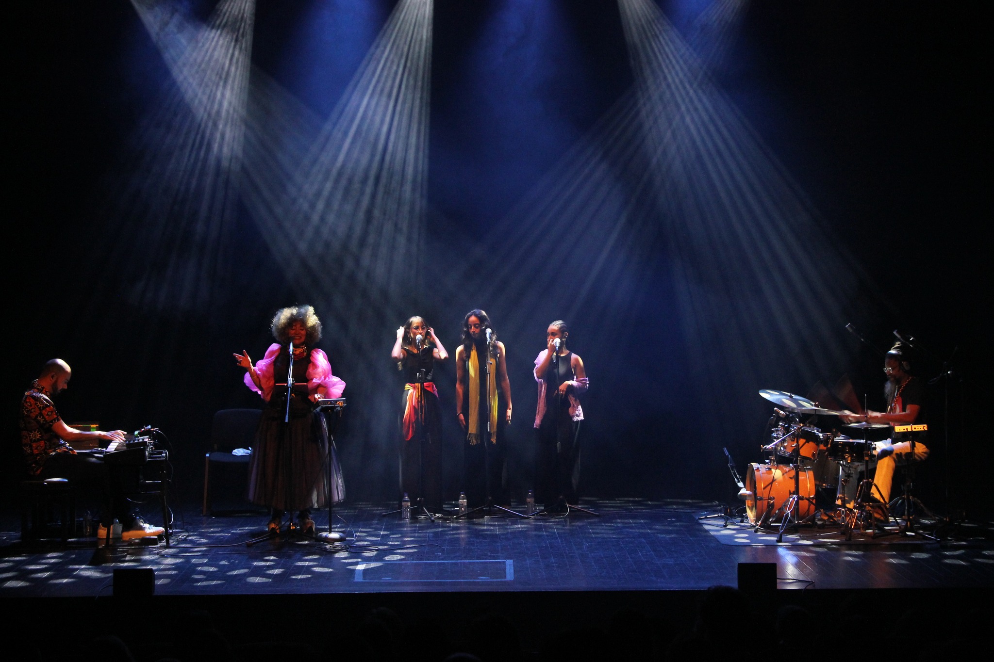 Maria João abre Festival de Jazz de Lousada com “Abundância”; programação prossegue com workshop e concerto de João Paulo Silva Quarteto