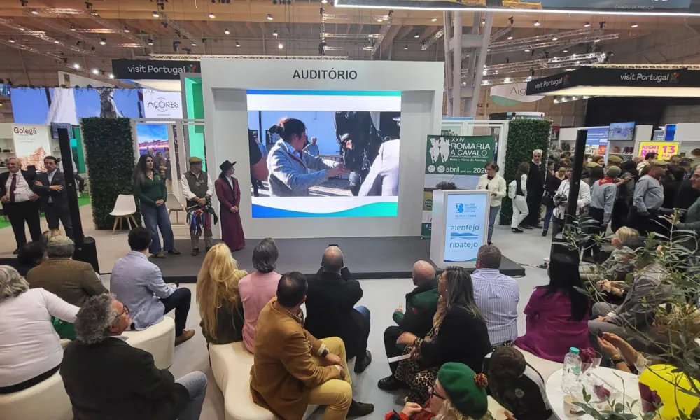No auditório da Turismo do Alentejo e Ribatejo, na BTL, foi apresentada ao final…