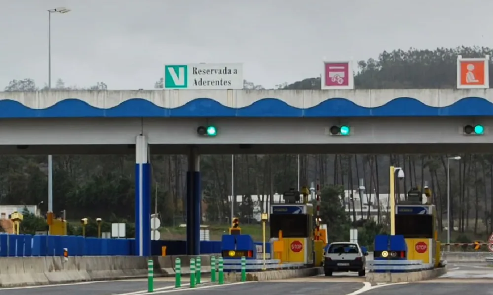 No seguimento da tempestade Kristin, o Governo decidiu apoiar a mobilidade nas z…