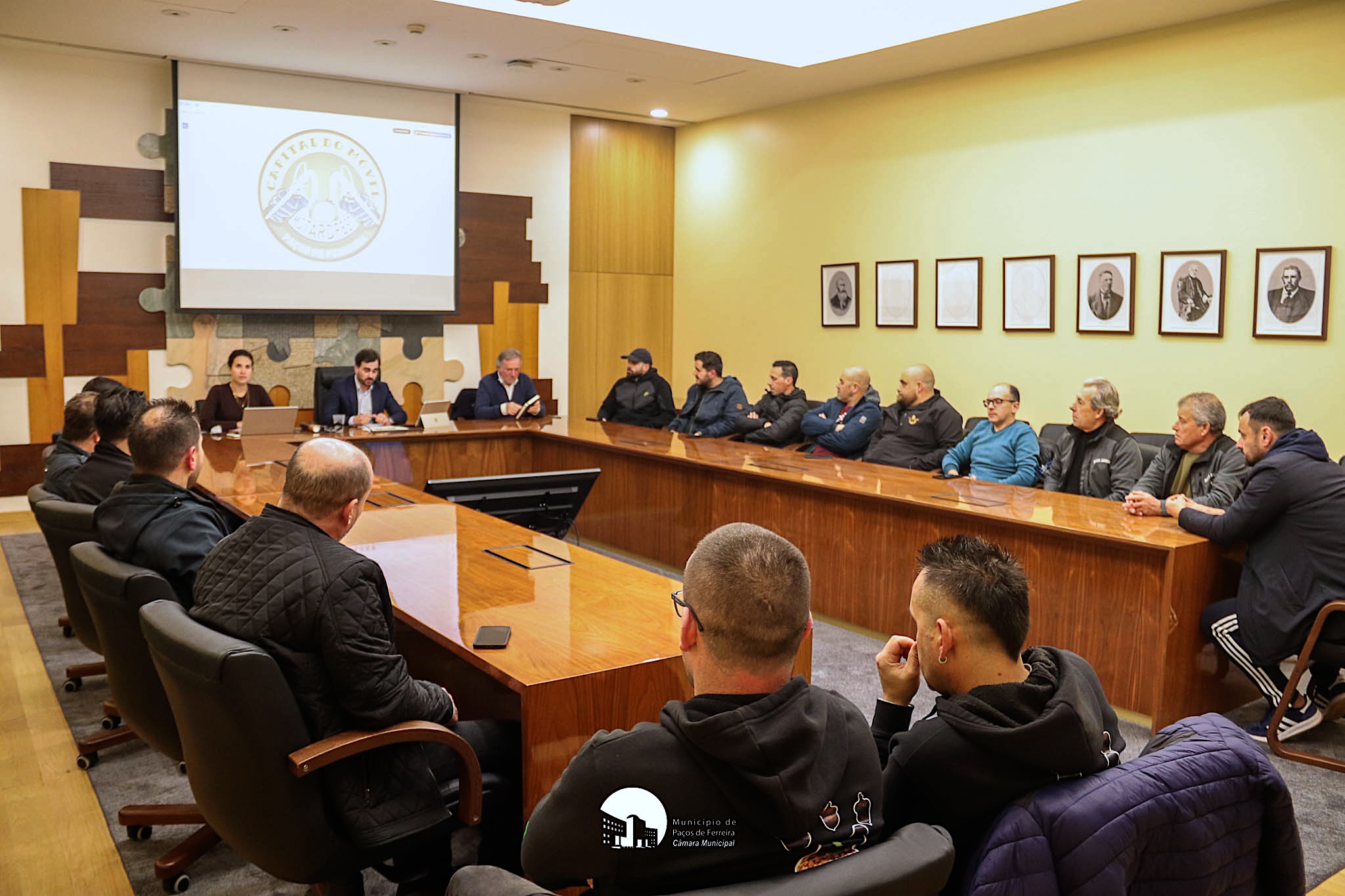 Paços de Ferreira reúne clubes motards para preparar edição de 2026 do Capital do Móvel MotardFest