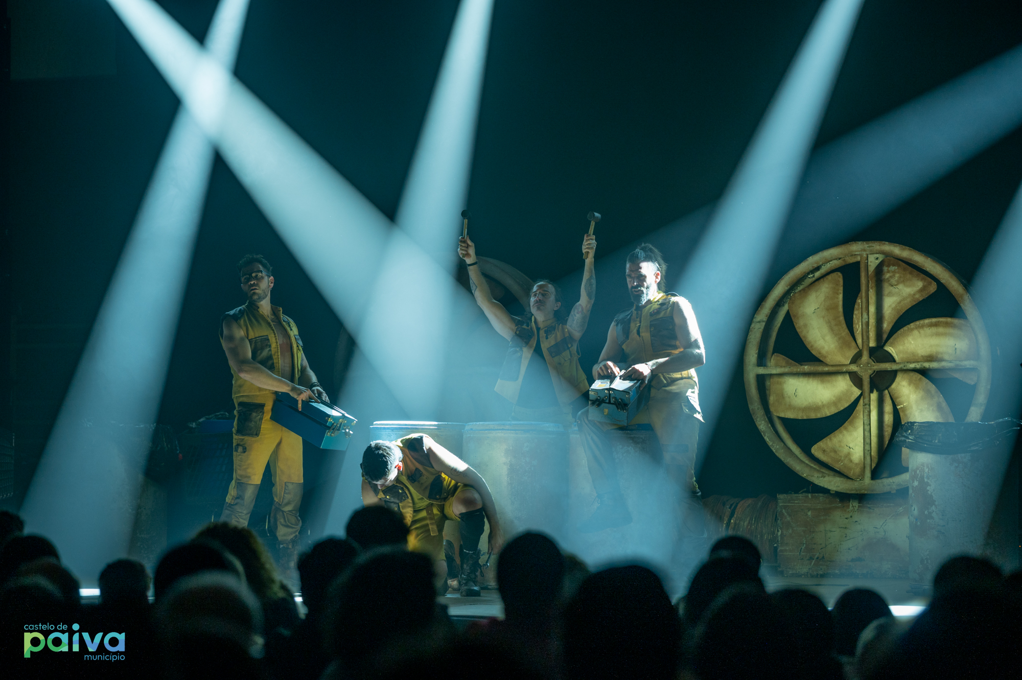 Espectáculo internacional “TRASH!” de teatro e percussão reciclada marcou arranque do Festival ItinerARTE em Castelo de Paiva
