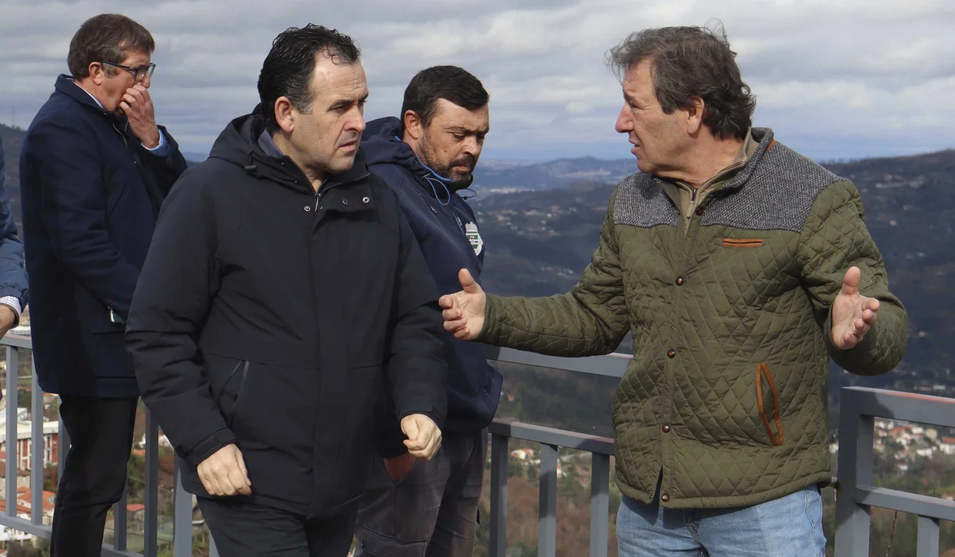 Presidente e vereador de Cinfães realizam visitas a todas as freguesias do concelho