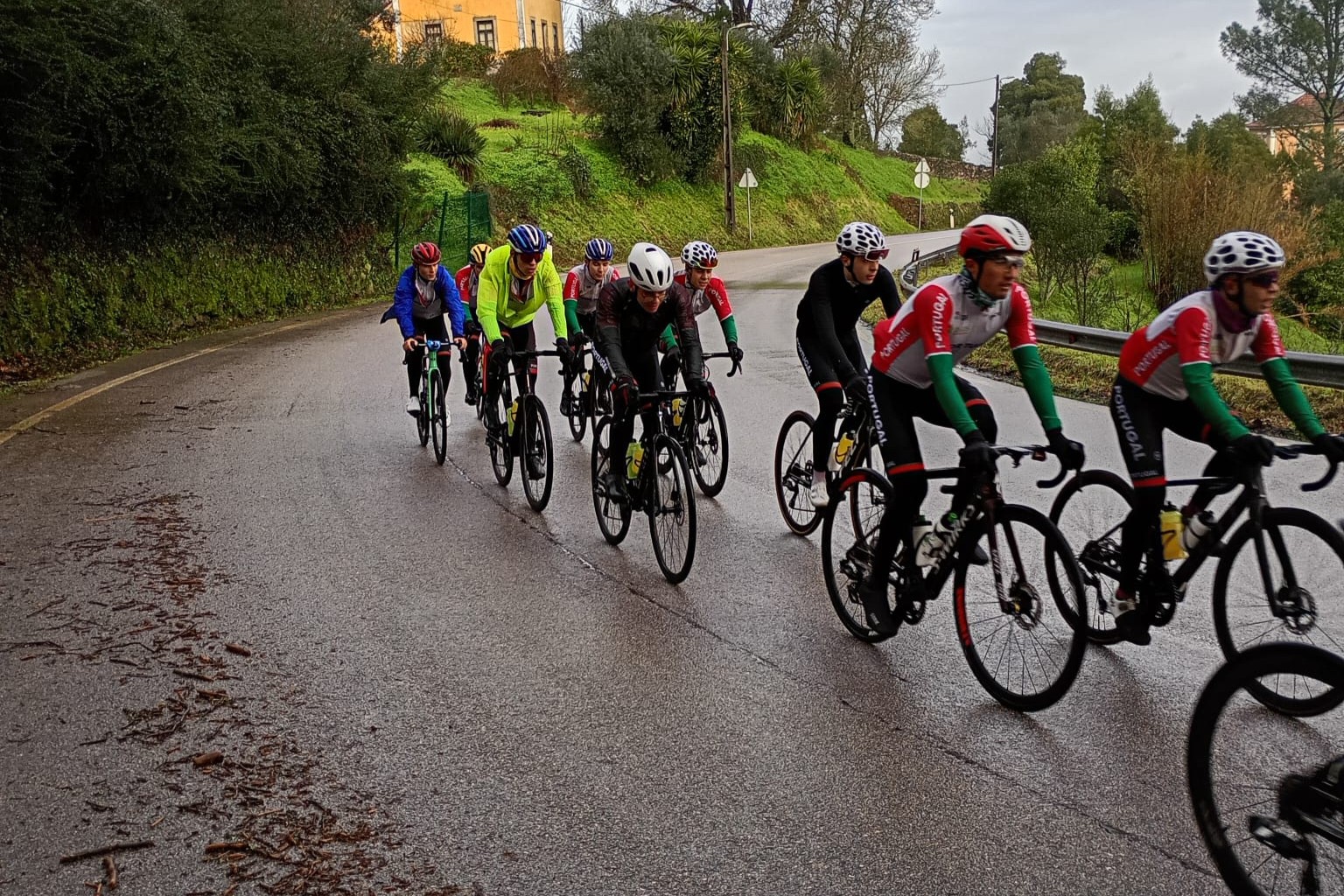 Seleções de Estrada Sub-19 e Femininapreparam a época e as próximas competições » Ciclismo + TV