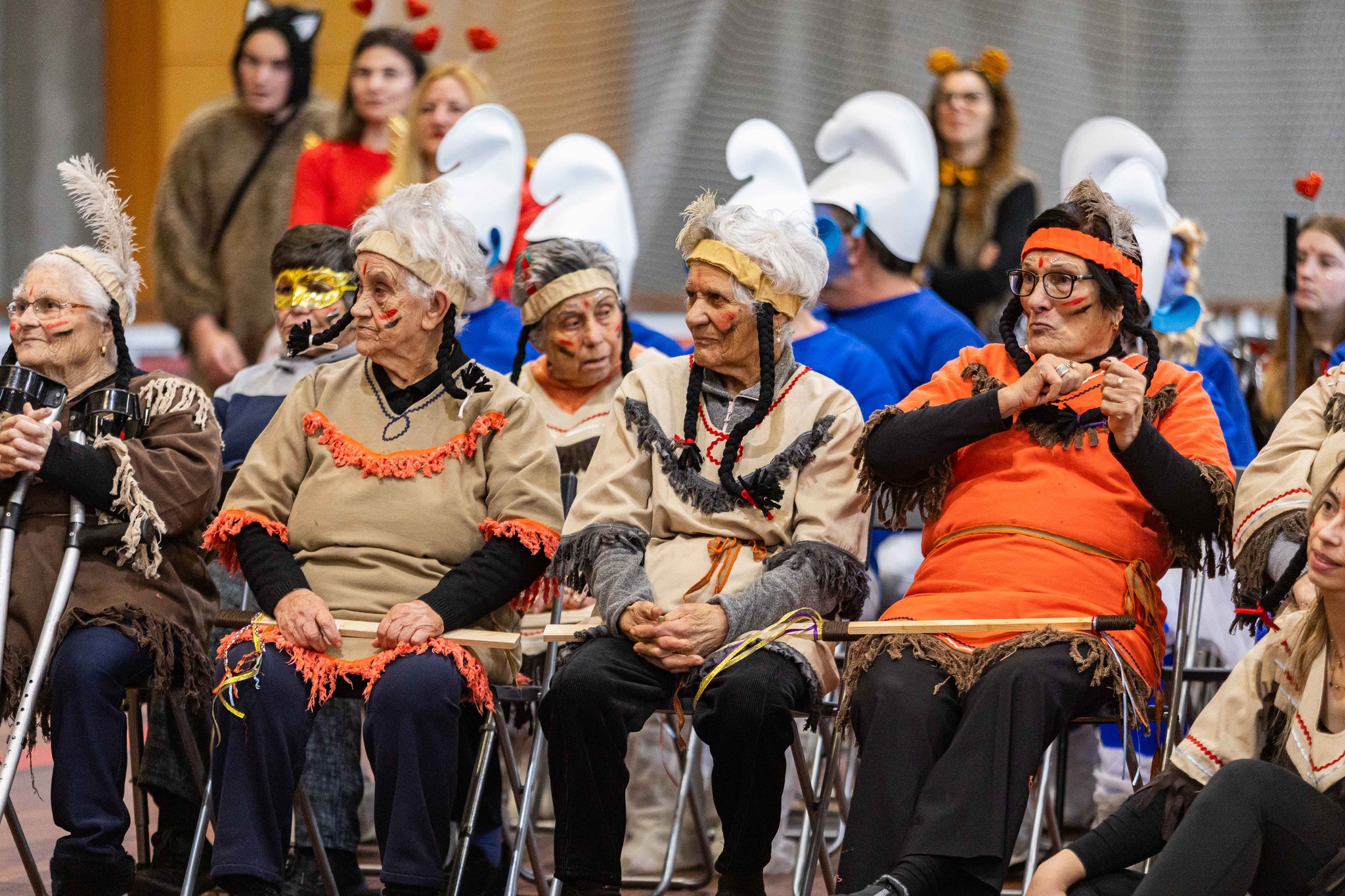 Seniores de Penafiel celebram Carnaval com baile e animação após desfile das crianças