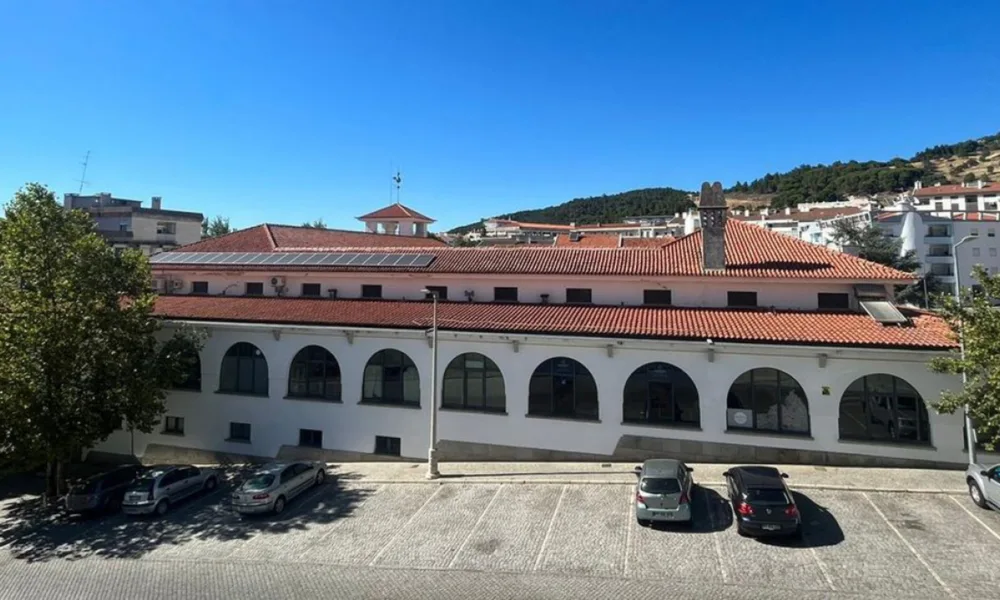 Portalegre: Aberto concurso para atribuição de 15 espaços de venda no Mercado Municipal
