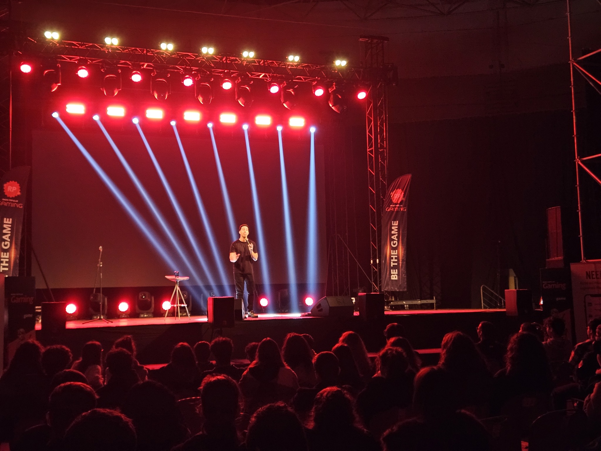 𝗬𝗼𝘂𝘁𝗵𝗙𝗲𝘀𝘁 𝗰𝗼𝗻𝘁𝗶𝗻𝘂𝗮 𝗵𝗼𝗷𝗲 𝗻𝗮 𝗔𝗿𝗲𝗻𝗮 𝗱𝗲 𝗘́𝘃𝗼𝗿𝗮

O 𝗬𝗼𝘂𝘁𝗵𝗙𝗲𝘀𝘁 está a decorrer e ontem…