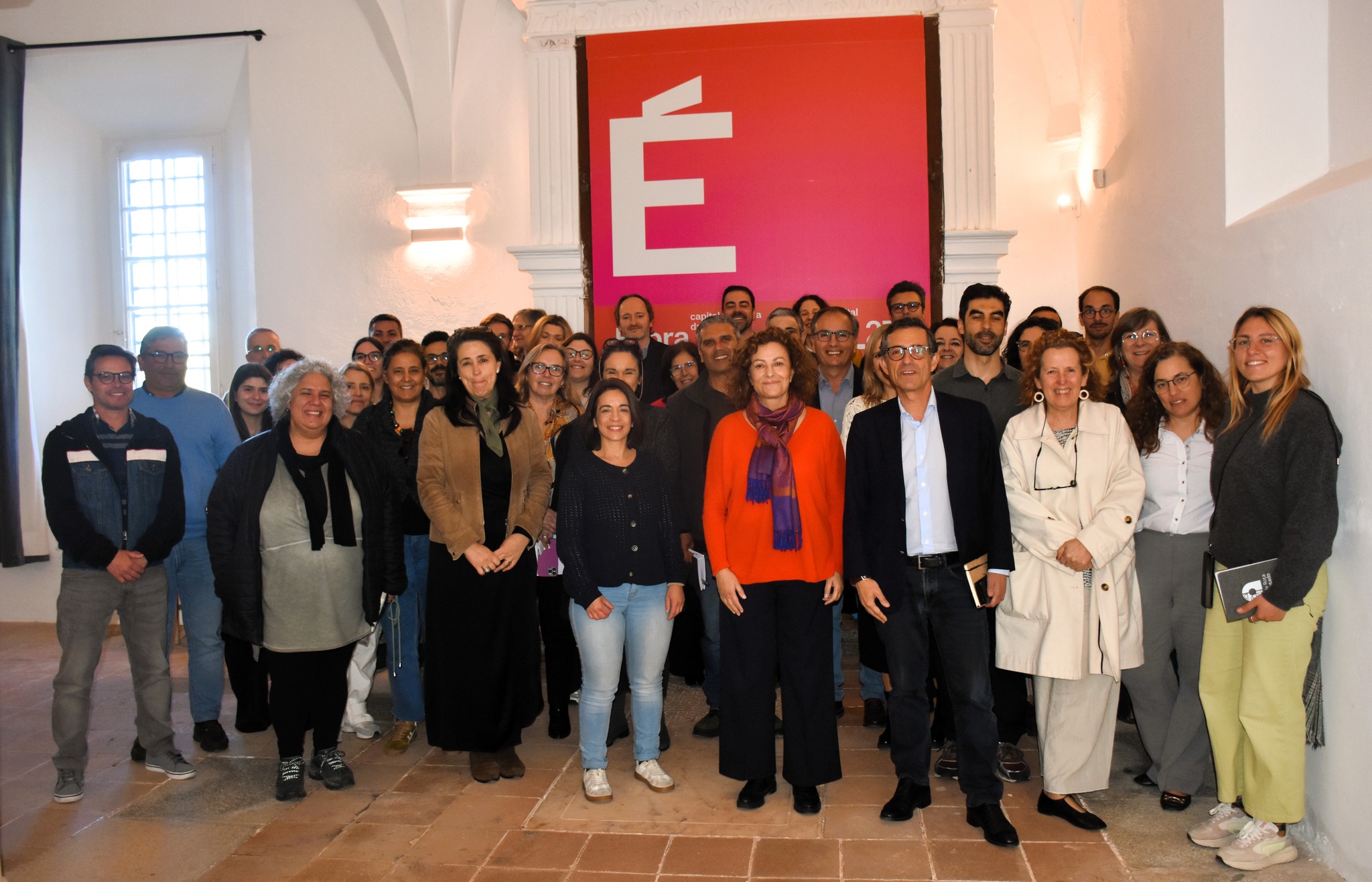 𝗘𝗾𝘂𝗶𝗽𝗮𝘀 𝗱𝗮 𝗖𝗮̂𝗺𝗮𝗿𝗮 𝗱𝗲 𝗘́𝘃𝗼𝗿𝗮 𝗲 𝗱𝗮 𝗔𝘀𝘀𝗼𝗰𝗶𝗮𝗰̧𝗮̃𝗼 𝗘́𝘃𝗼𝗿𝗮 𝟮𝟳 𝗿𝗲𝗮𝗹𝗶𝘇𝗮𝗿𝗮𝗺 𝗲𝗻𝗰𝗼𝗻𝘁𝗿𝗼 𝗱𝗲 …