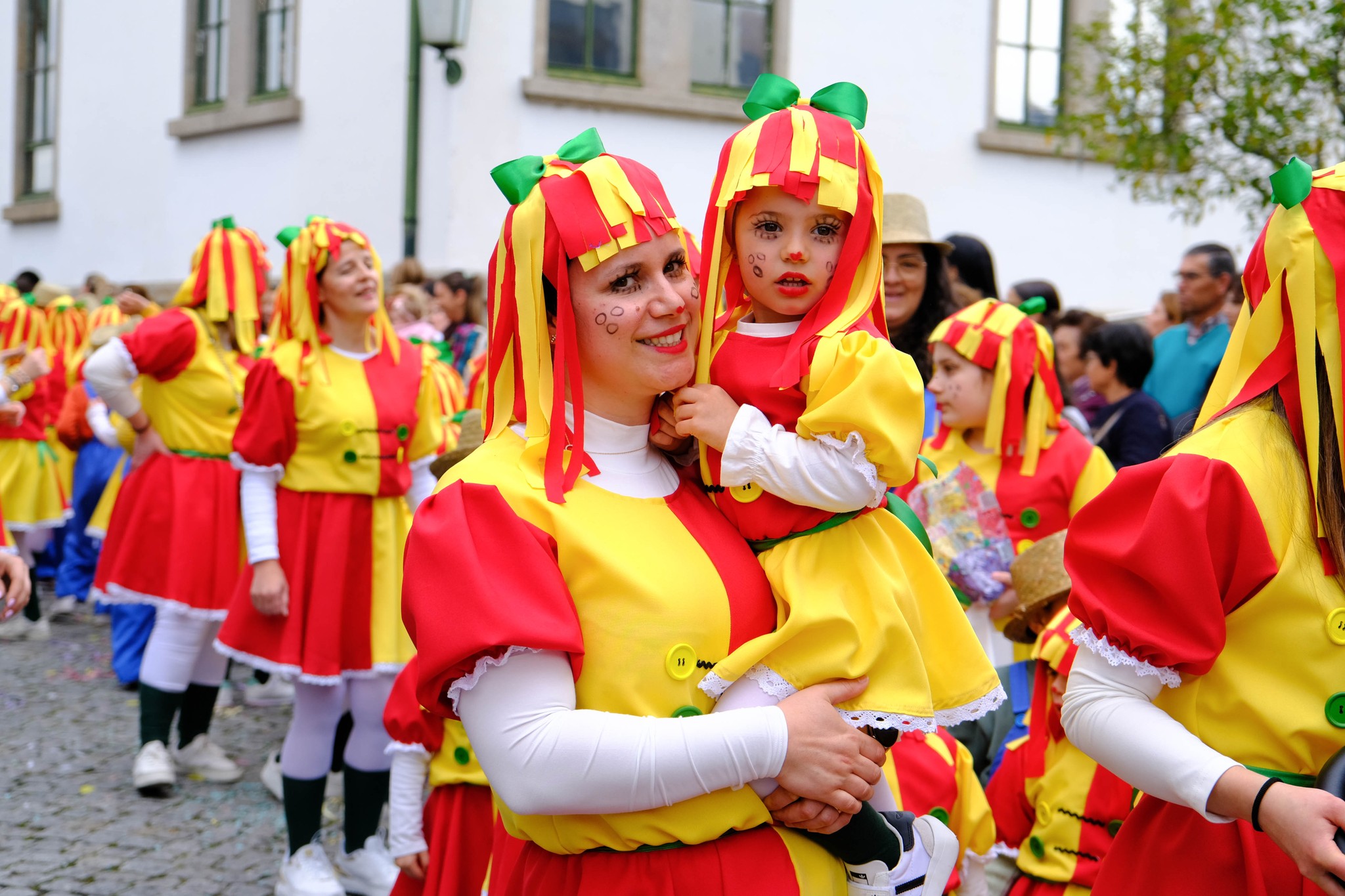 Crianças do Marco de Canaveses animaram Desfile de Primavera nas ruas da cidade após adiamento do Carnaval