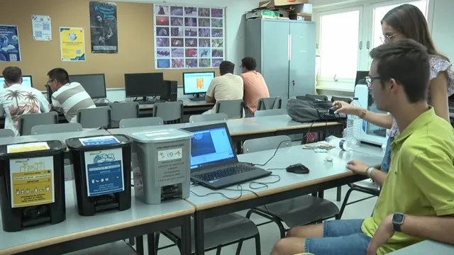 ESCOLA BÁSICA E SECUNDÁRIA PÚBLICA PÚBLIA HORTÊNSIA DE CASTRO DISTINGUIDA

A Esc…