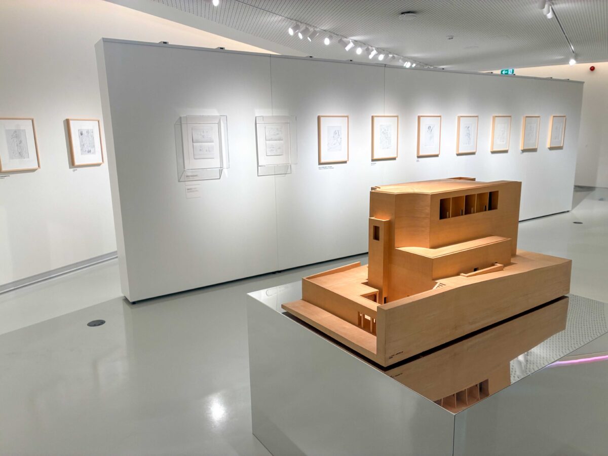 Exposição “Álvaro Siza – Do Outro Lado do Espelho” inaugura no Marco de Canaveses para assinalar 174 anos do concelho e 30 anos da Igreja de Santa Maria