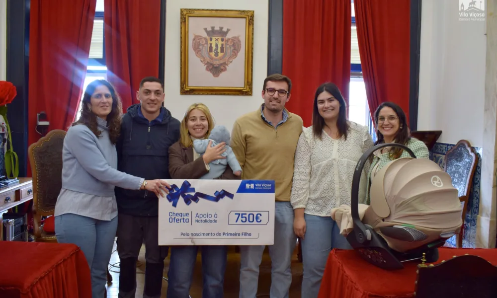 MUNICÍPIO DE VILA VIÇOSA ENTREGA APOIO NO ÂMBITO DO “PROGRAMA DE APOIO À NATALID…